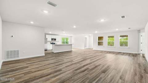 4059 Falcon Drive, Chipley FL - photo 6 of 31