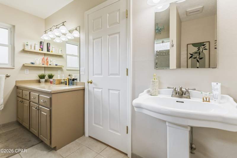 3 bedroom SingleFamilyResidence at 1700 New Hampshire Avenue, Lynn Haven, Lynn Haven — photo 5