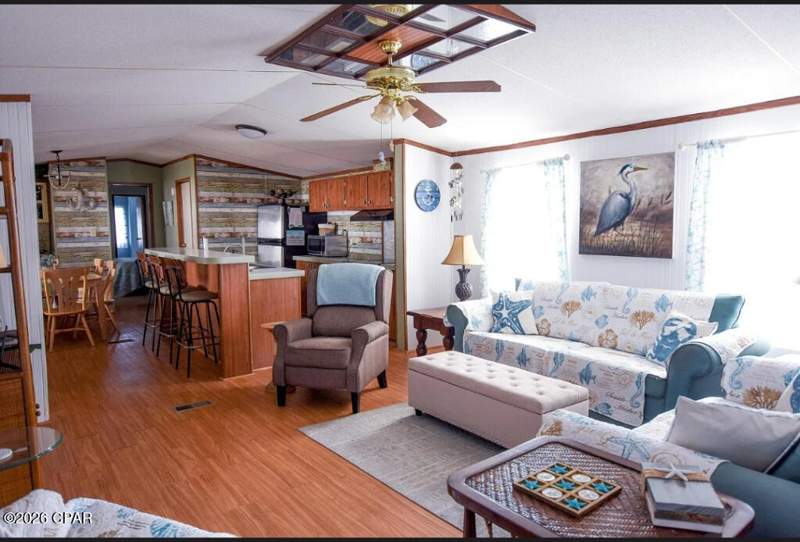 3 bedroom ManufacturedHome at 319 15th Street, Laguna Beach Estates 8th Add, Panama City Beach — photo 3