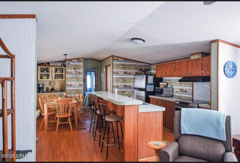 3 bedroom ManufacturedHome at 319 15th Street, Laguna Beach Estates 8th Add, Panama City Beach — photo 4