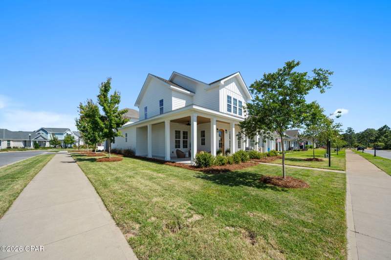 7 bedroom SingleFamilyResidence at 211 Cicero Street, Tapestry Park, Panama City Beach — photo 3
