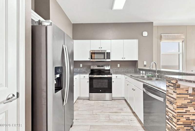 3 bedroom Condominium at 9900 S Thomas Drive 2131, Shores Of Panama Phase I, Panama City Beach — photo 4