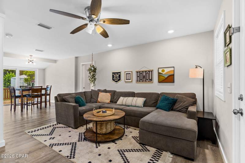 4 bedroom SingleFamilyResidence at 107 N Claire Drive, Cove Terrace, Panama City — photo 5