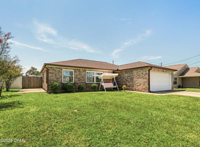 3 bedroom SingleFamilyResidence at 7556 Kelsey Drive, Shadow Bay Unt 3 & 4, Panama City — photo 2