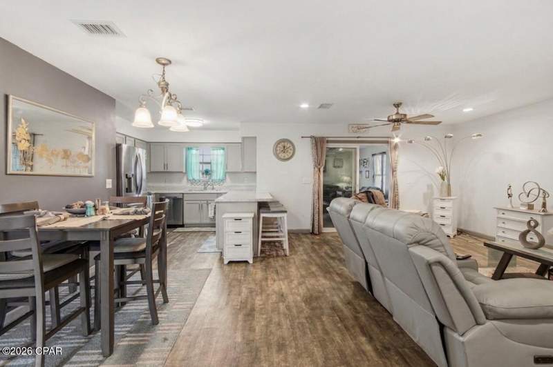 3 bedroom SingleFamilyResidence at 7556 Kelsey Drive, Shadow Bay Unt 3 & 4, Panama City — photo 3