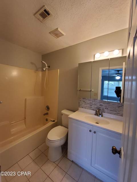 5117 Bay Head Road, Youngstown FL - photo 12 of 14