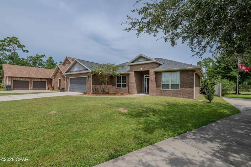 4 bedroom SingleFamilyResidence at 2601 Redtail Street, Hawks Landing, Panama City — photo 2