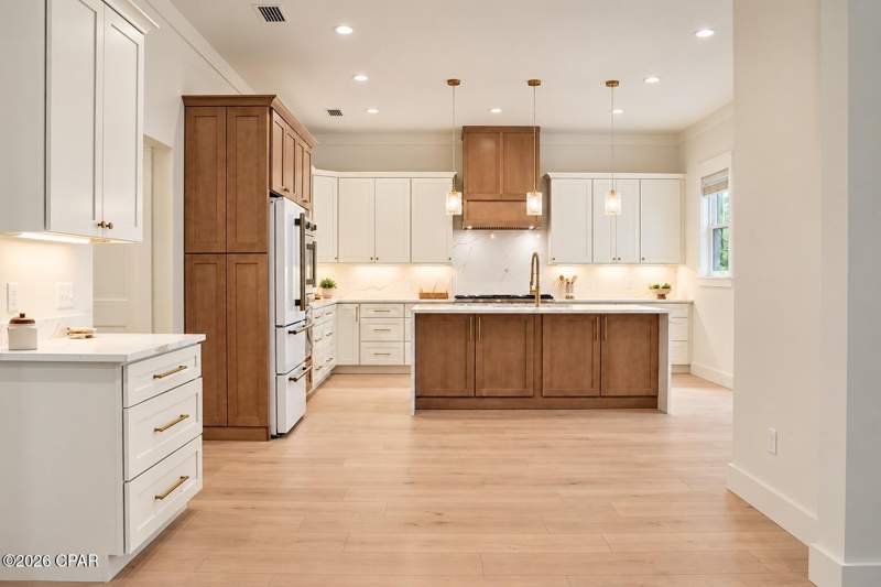 4 bedroom SingleFamilyResidence at 305 Wood Trail, The Woods Phase 3, Panama City — photo 3