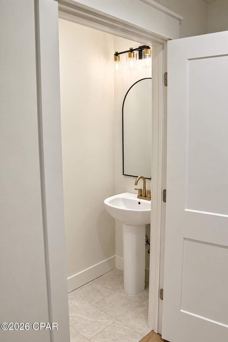 4 bedroom SingleFamilyResidence at 305 Wood Trail, The Woods Phase 3, Panama City — photo 5