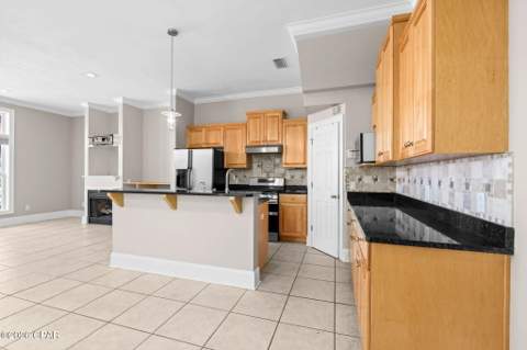 7412 Thomas Drive, Panama City Beach FL - photo 11 of 51