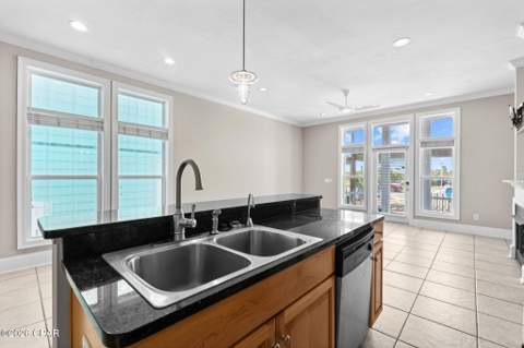 7412 Thomas Drive, Panama City Beach FL - photo 14 of 51