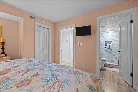 8815 Thomas Drive 503, Panama City FL - photo 17 of 34