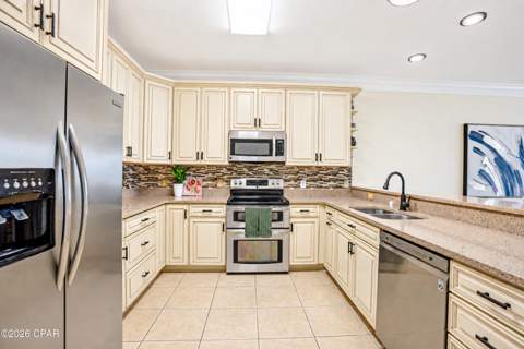 2330 Pelican Bay Court, Panama City Beach FL - photo 14 of 68