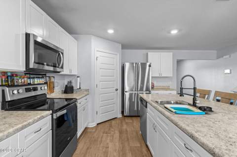 7121 Ellie B Drive, Callaway FL - photo 10 of 34