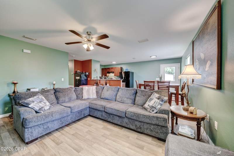 3 bedroom SingleFamilyResidence at 821 S Gay Avenue, Pitts 1st Addto Parker, Panama City — photo 4