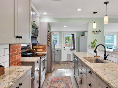 1608 Long Avenue, Port St Joe FL - photo 8 of 36