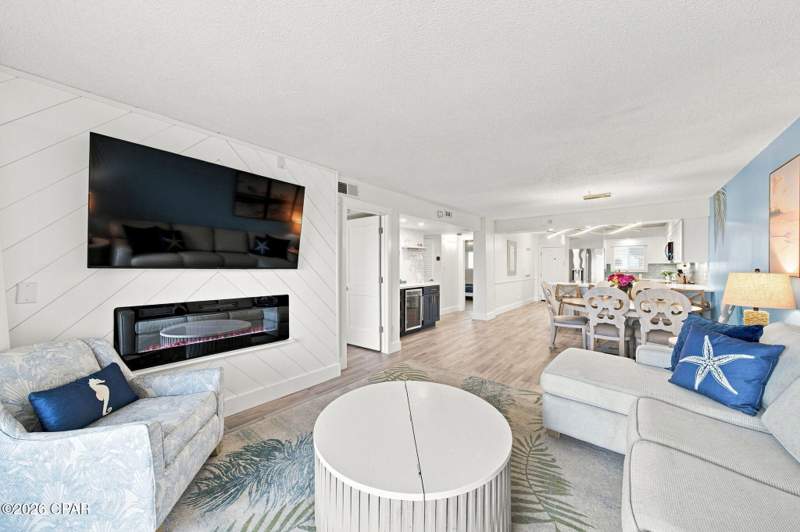 2 bedroom Condominium at 5801 Thomas Drive 1216, Regency Towers, Panama City Beach — photo 2
