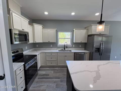 3782 Airmont Drive, Chipley FL - photo 12 of 38