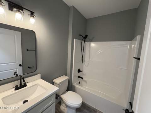 3782 Airmont Drive, Chipley FL - photo 19 of 38