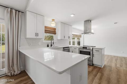 190 Derby Woods Drive, Lynn Haven FL - photo 13 of 51