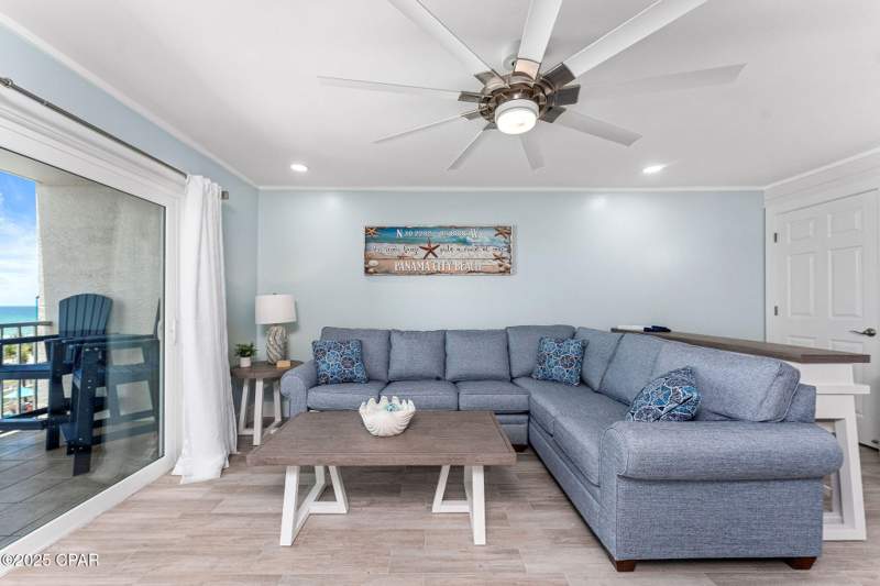 1 bedroom Condominium at 8743 Thomas Drive 421, The Summit, Panama City Beach — photo 4