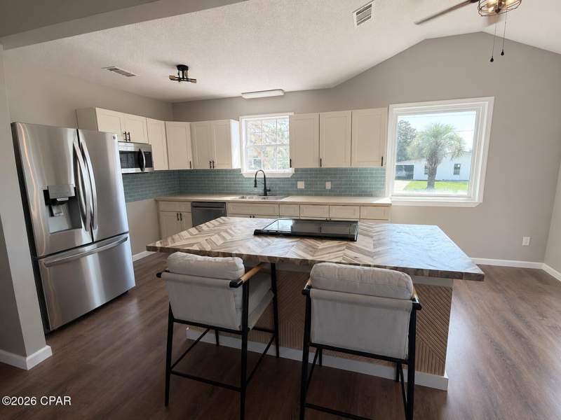 4 bedroom SingleFamilyResidence at 16801 Lisbon Avenue, El Centro Beach, Panama City — photo 3