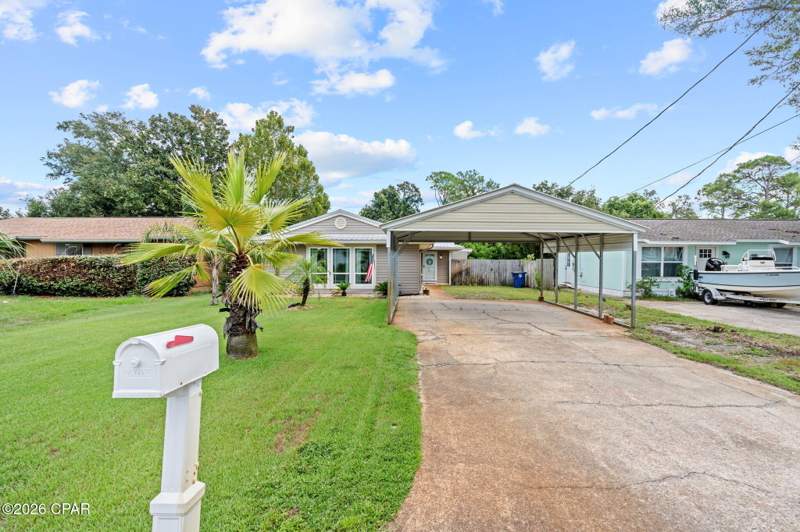 3 bedroom SingleFamilyResidence at 1718 Palmetto Avenue, Bayview Heights, Panama City — photo 2