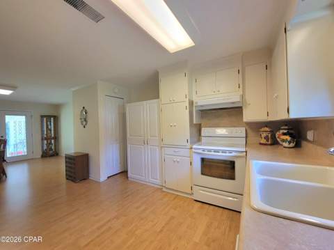 1109 11th Avenue, Graceville FL - photo 9 of 37