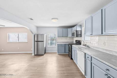 2207 E 8th Street, Panama City FL - photo 7 of 36