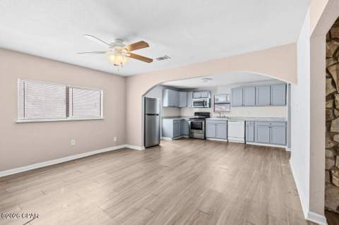 2207 E 8th Street, Panama City FL - photo 9 of 36
