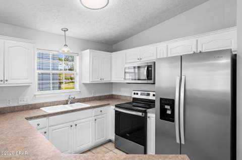 200 Jase Circle, Panama City FL - photo 11 of 41