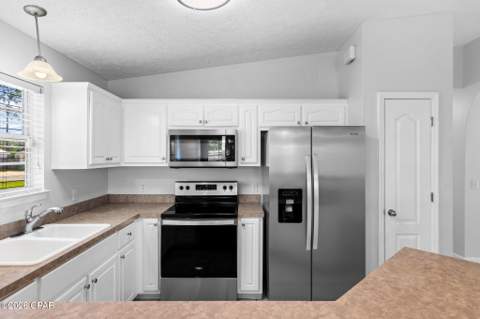 200 Jase Circle, Panama City FL - photo 12 of 41