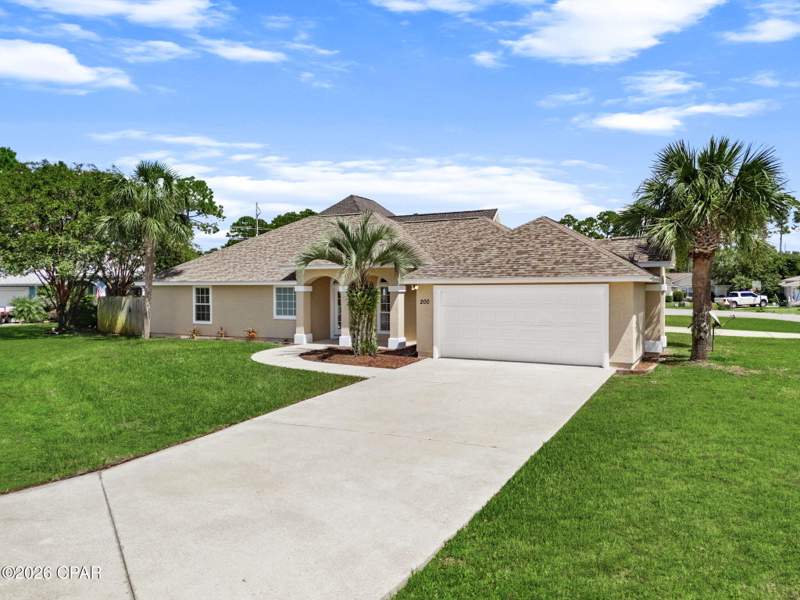 3 bedroom SingleFamilyResidence at 200 Jase Circle, Hidden Pines Phase V, Panama City — photo 3