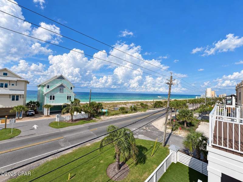 5 bedroom SingleFamilyResidence at 13662 Front Beach Road, Margaritaville Cottages, Panama City Beach — photo 2