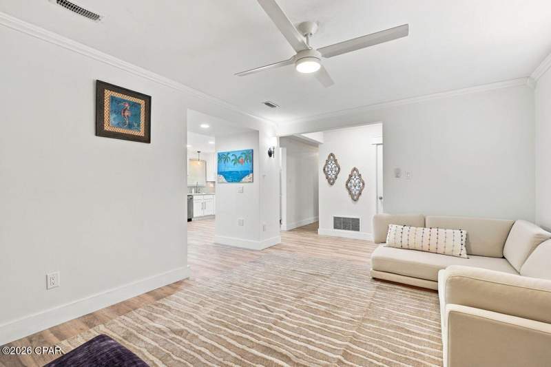 4 bedroom SingleFamilyResidence at 205 Greenwood Drive, Woodlawn Unit 1, Panama City Beach — photo 3