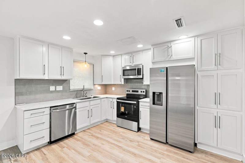 4 bedroom SingleFamilyResidence at 205 Greenwood Drive, Woodlawn Unit 1, Panama City Beach — photo 5