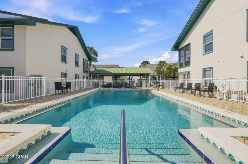 2 bedroom Condominium at 7813 N Lagoon Drive 4E, Greenwood Estates 2, Panama City — photo 3