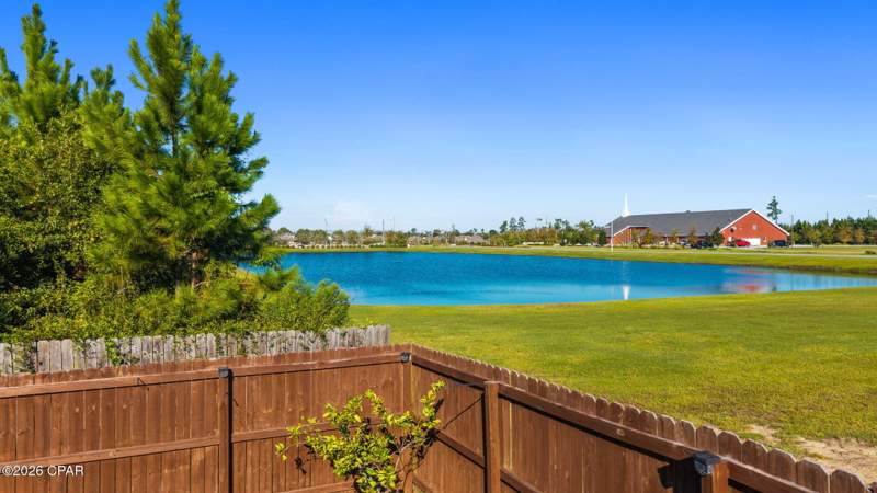 4 bedroom SingleFamilyResidence at 800 Cason Circle, Andrews Plantation, Panama City — photo 5