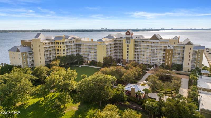 3 bedroom Condominium at 3001 W 10th Street 203, Harbour Village At Historic St Andrews, Panama City — photo 5