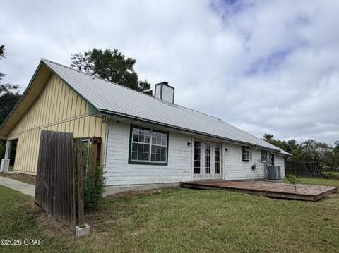 9206 Cherokee Street, Youngstown FL - photo 15 of 19
