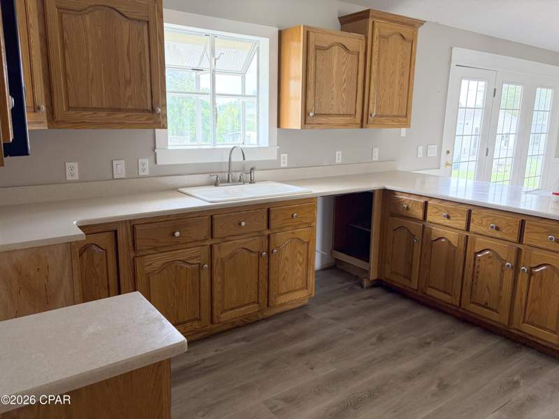 3 bedroom SingleFamilyResidence at 9206 Cherokee Street, Lake Forest Estates, Youngstown — photo 3