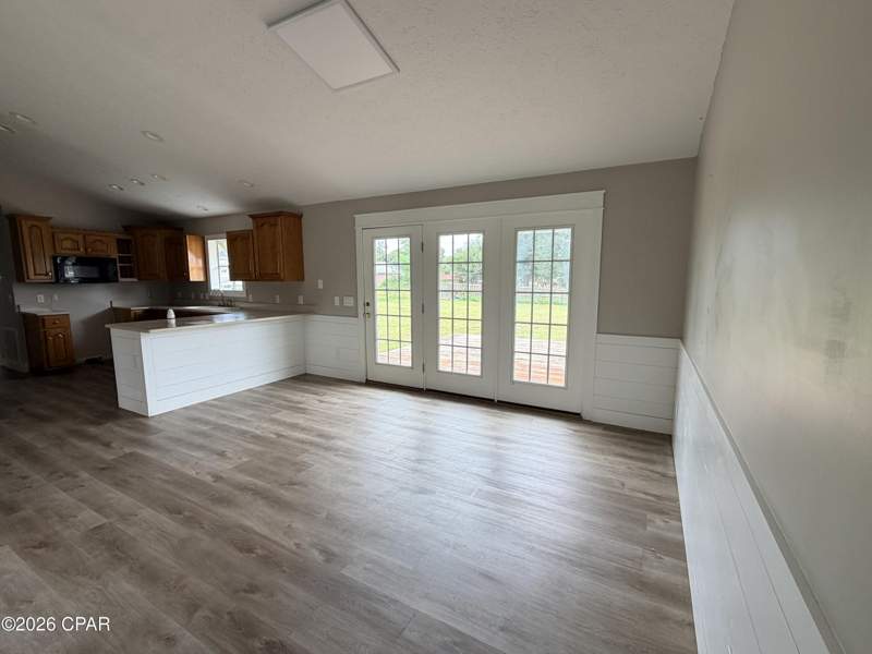 3 bedroom SingleFamilyResidence at 9206 Cherokee Street, Lake Forest Estates, Youngstown — photo 5