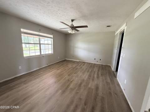 9206 Cherokee Street, Youngstown FL - photo 8 of 19