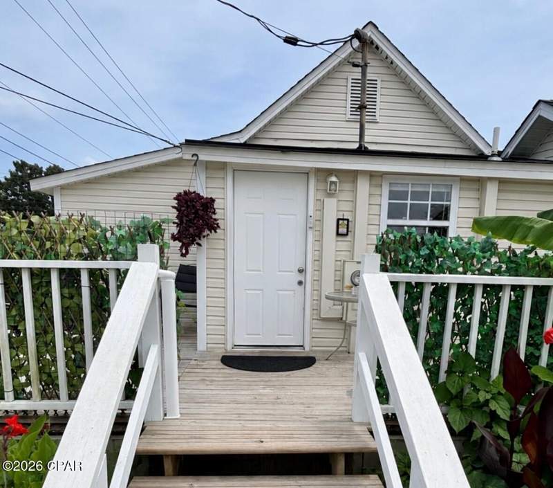 3 bedroom SingleFamilyResidence at 812 Tennessee Avenue, Lynn Haven, Lynn Haven — photo 2