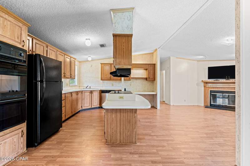 3 bedroom ManufacturedHome at 586 Hickory Bluff Drive, Hickory Bluff, Southport — photo 4