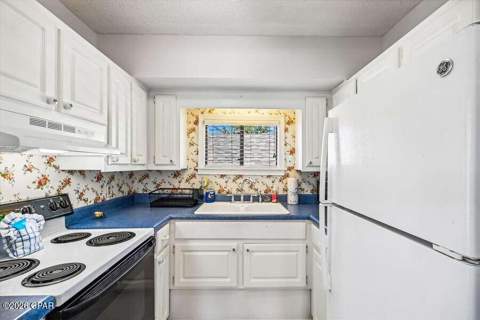 2340 Grand Oaks Lane, Panama City Beach FL - photo 11 of 17