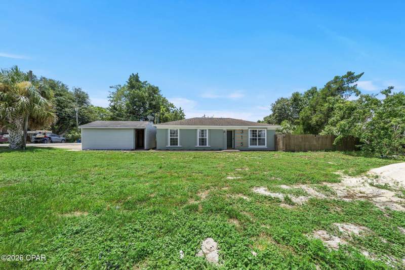 3 bedroom SingleFamilyResidence at 315 Twin Lakes Drive, Laguna Beach Estates, Panama City Beach — photo 3