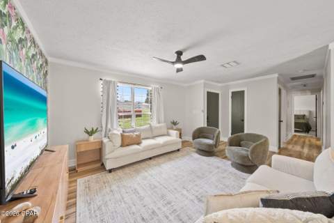 315 Twin Lakes Drive, Panama City Beach FL - photo 7 of 49