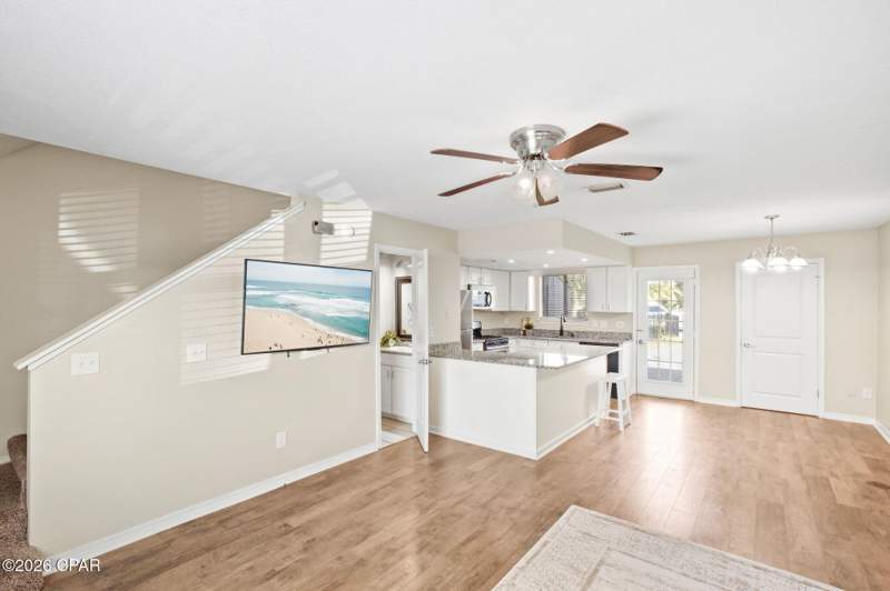 2 bedroom Attached at 6532 Harbour Boulevard, Harbour Towne, Panama City Beach — photo 4