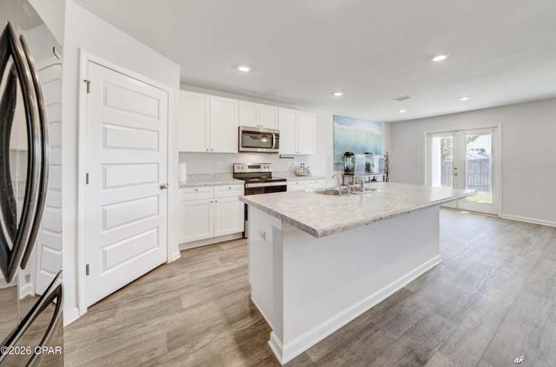 5 bedroom SingleFamilyResidence at 4728 Firefly Lane, Titus Park, Panama City — photo 5